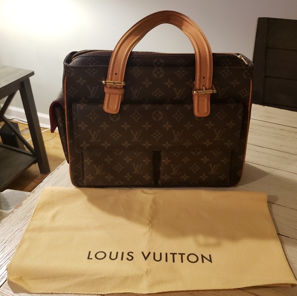 Louis Vuitton - Picture 2 of 8